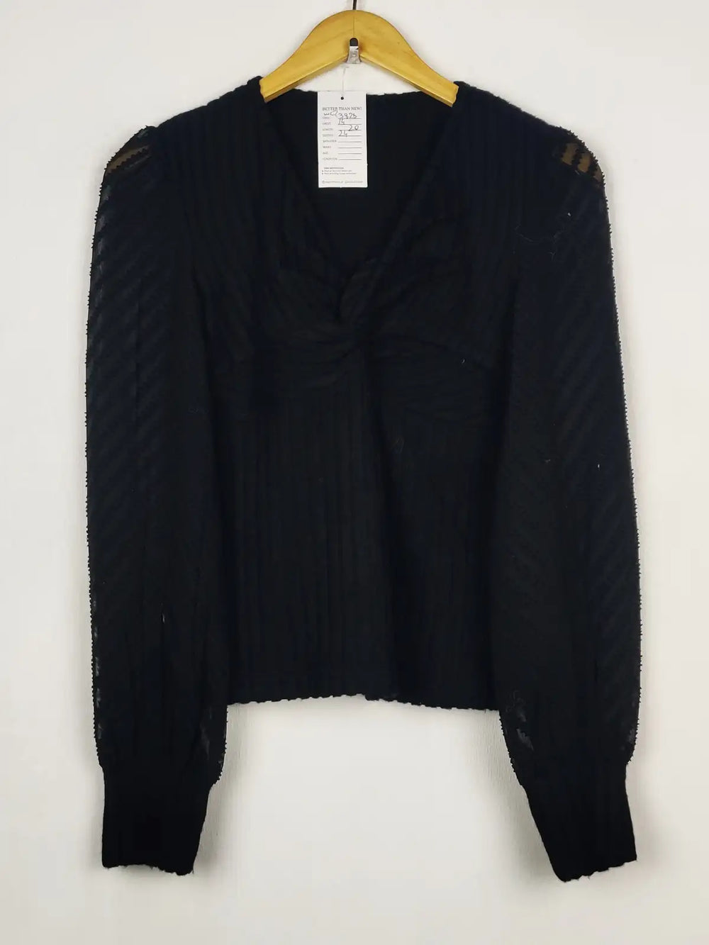 Buy online pre-used pre-loved 100% authentic & Original branded Unknown Brand (WCT-3828) available in Pakistan. Top international brands avilable.