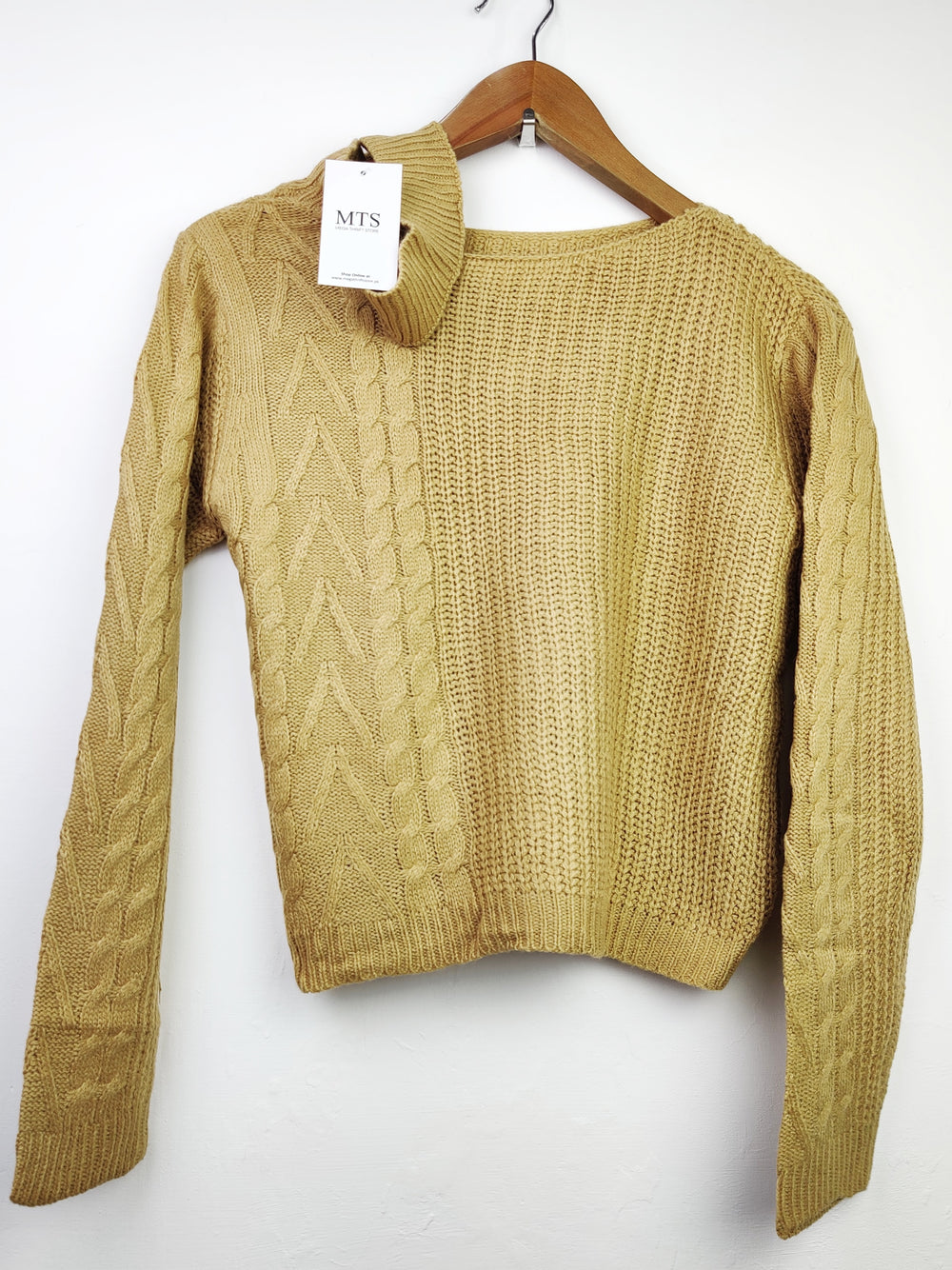 Buy online pre-used pre-loved 100% authentic & Original branded Shein (WCT-386) available in Pakistan. Top international brands avilable.