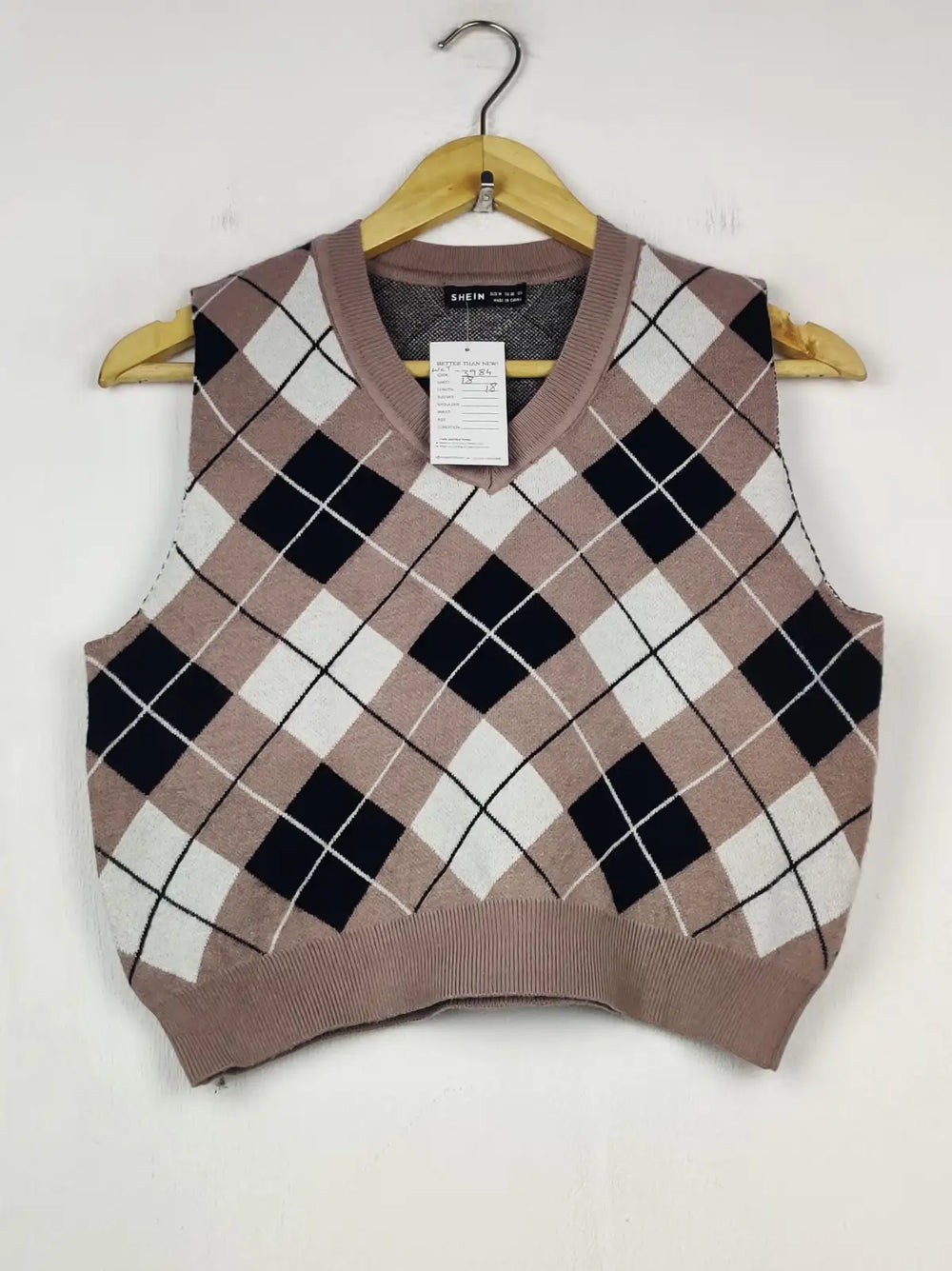 Buy online pre-used pre-loved 100% authentic & Original branded Shein (WCT-3984) available in Pakistan. Top international brands avilable.