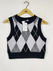 Buy online pre-used pre-loved 100% authentic & Original branded H&M (WCT-3992) available in Pakistan. Top international brands avilable.