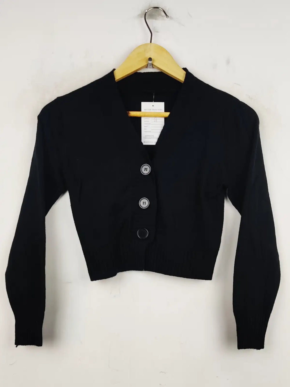 Buy online pre-used pre-loved 100% authentic & Original branded Unknown Brand (WCT-608) available in Pakistan. Top international brands avilable.