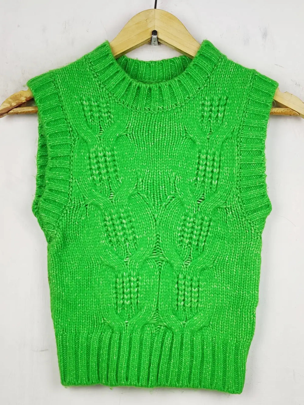 Buy online pre-used pre-loved 100% authentic & Original branded Collusion (WCT-622) available in Pakistan. Top international brands avilable.