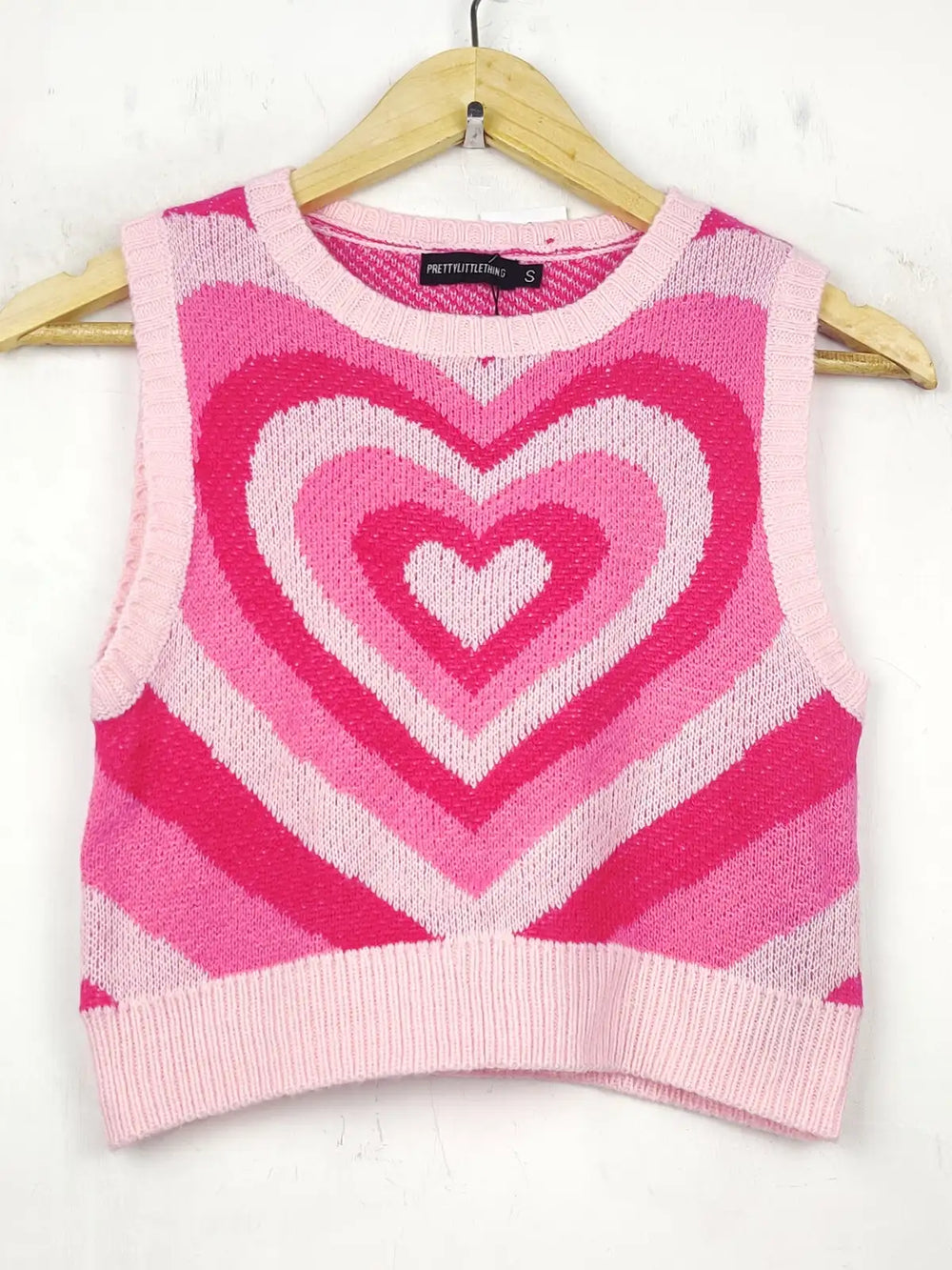 Buy online pre-used pre-loved 100% authentic & Original branded Prettylittlething (WCT-657) available in Pakistan. Top international brands avilable.