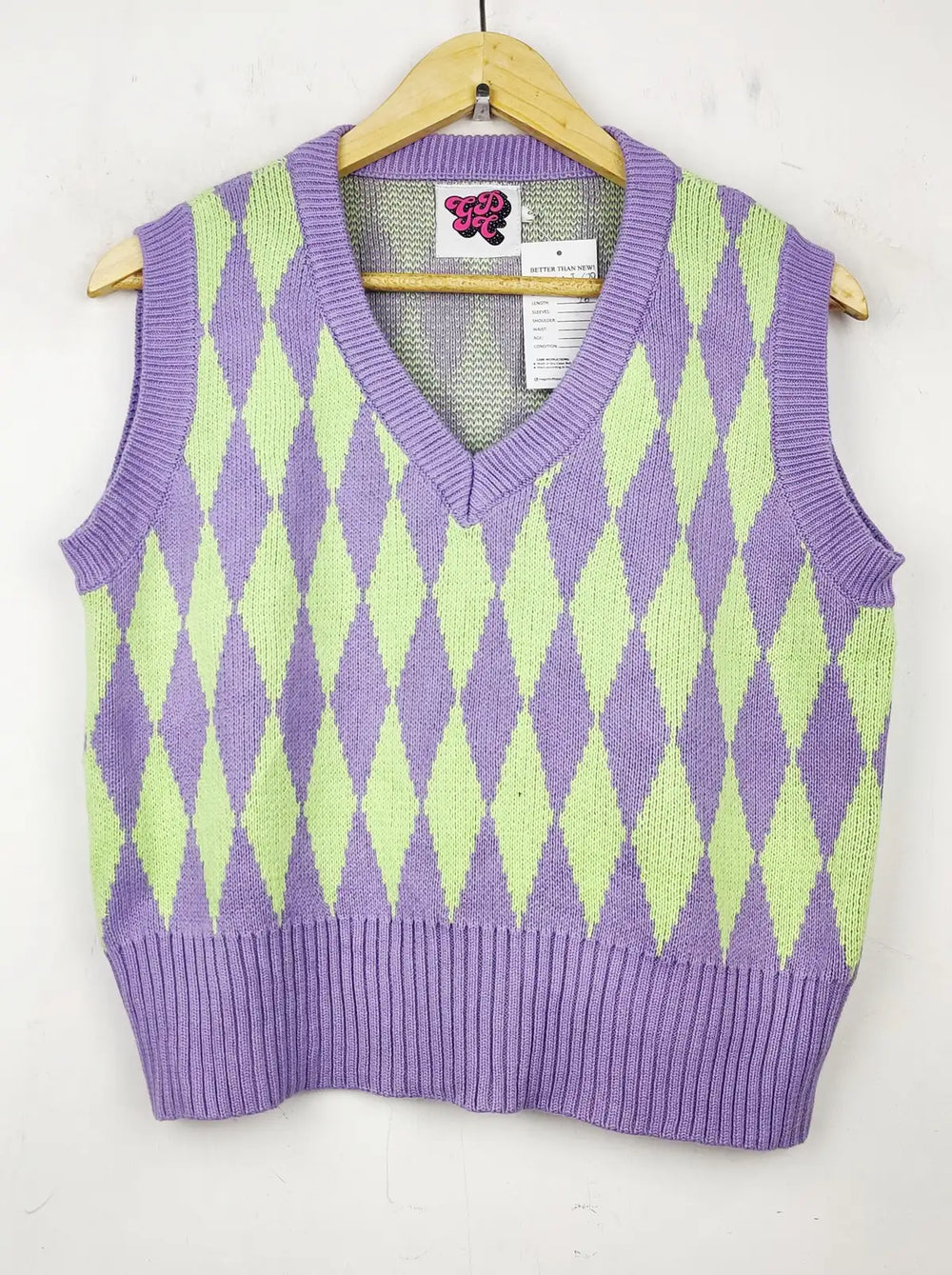 Buy online pre-used pre-loved 100% authentic & Original branded Unknown Brand (WCT-678) available in Pakistan. Top international brands avilable.