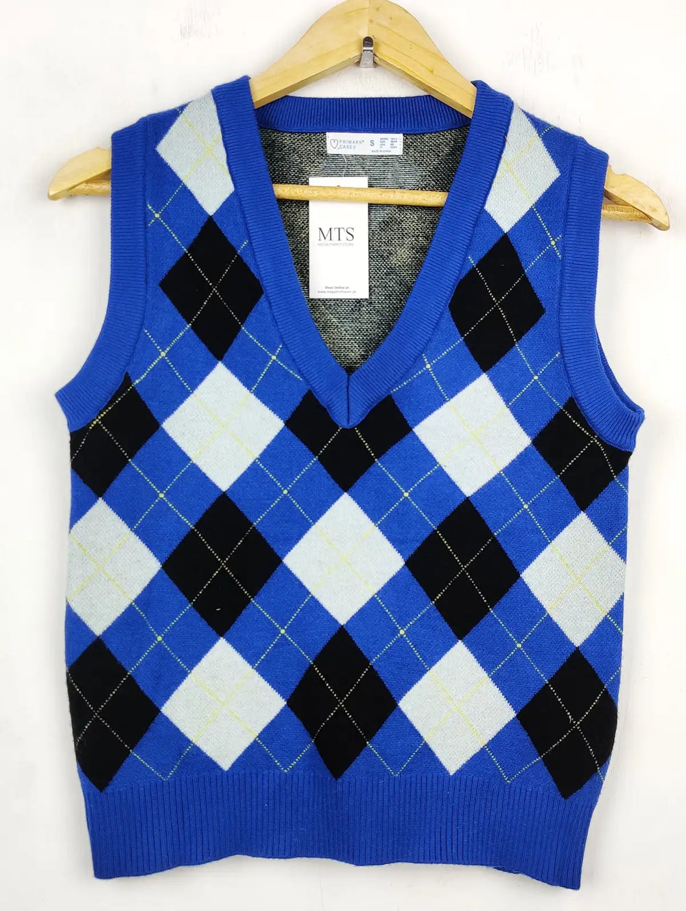 Buy online pre-used pre-loved 100% authentic & Original branded Primark (WCT-695) available in Pakistan. Top international brands avilable.