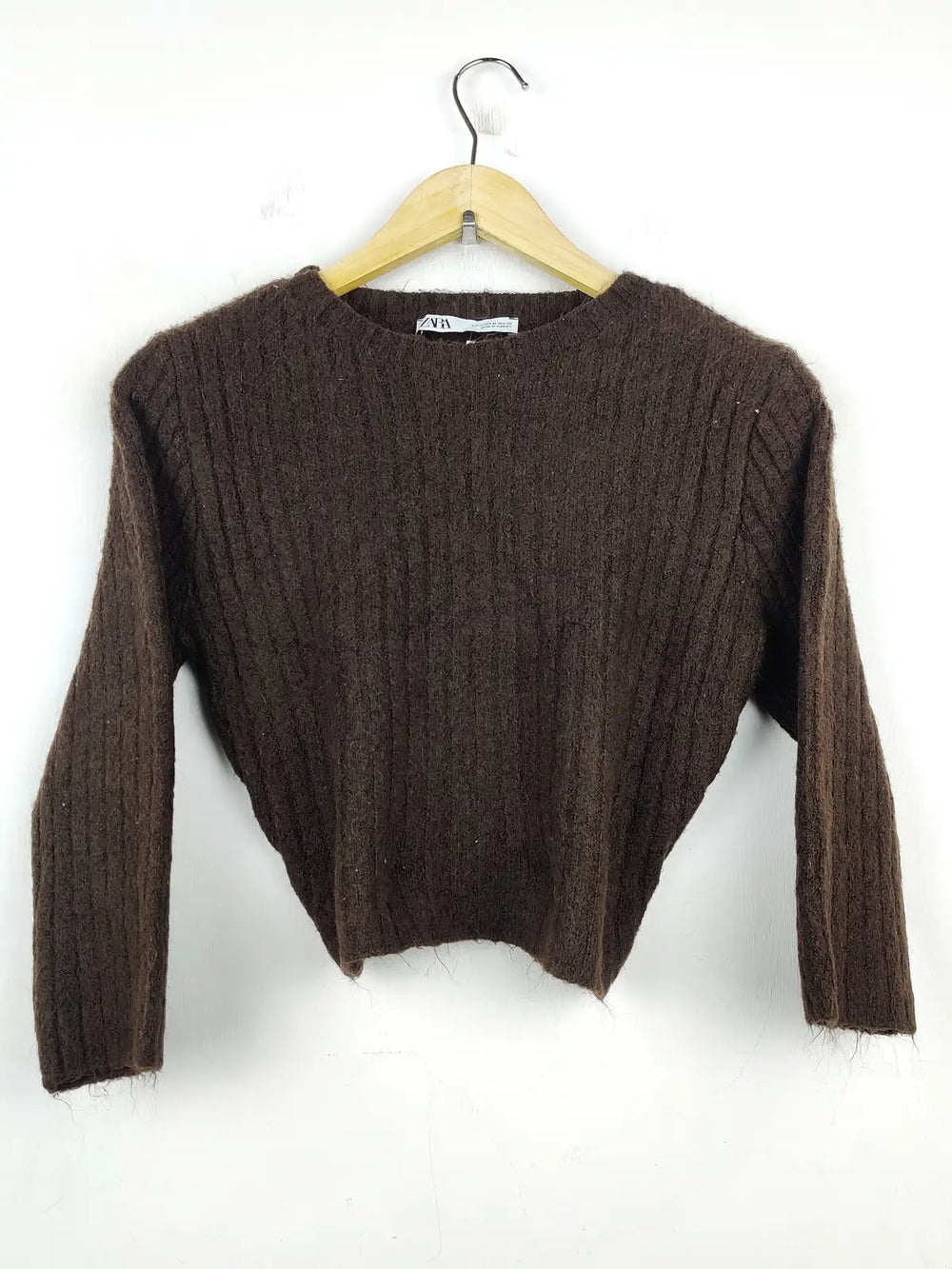 Buy online pre-used pre-loved 100% authentic & Original branded Zara (WCT-697) available in Pakistan. Top international brands avilable.