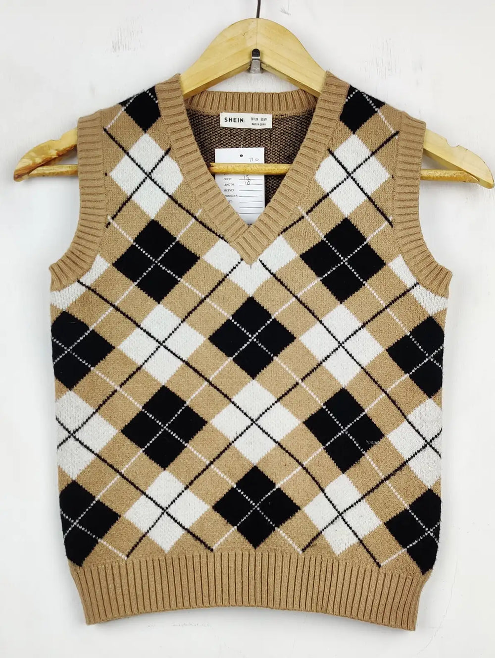 Buy online pre-used pre-loved 100% authentic & Original branded Shein (WCT-710) available in Pakistan. Top international brands avilable.