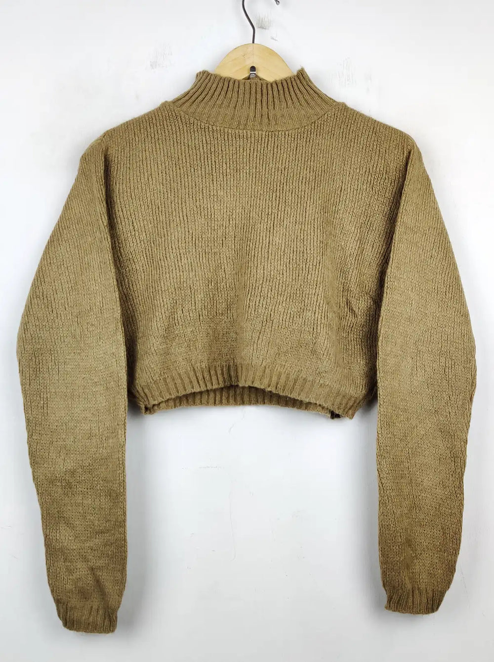 Buy online pre-used pre-loved 100% authentic & Original branded Glamorous (WCT-718) available in Pakistan. Top international brands avilable.