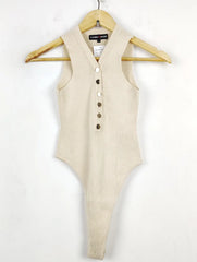 Buy online pre-used pre-loved 100% authentic & Original branded Cameo Rose (WCT-756) available in Pakistan. Top international brands avilable.