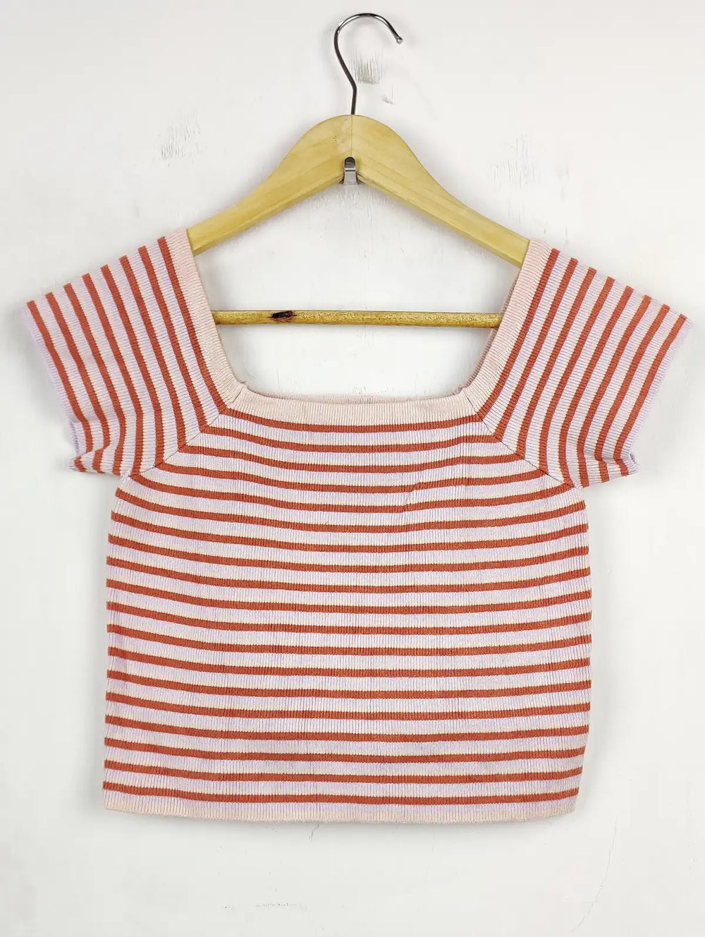 Buy online pre-used pre-loved 100% authentic & Original branded Forever 21 (WCT-767) available in Pakistan. Top international brands avilable.