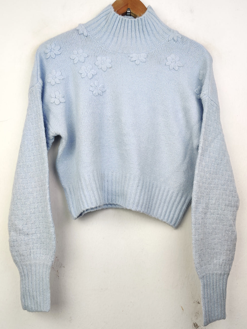 Buy online pre-used pre-loved 100% authentic & Original branded Jissica Siaporn (WCT-83) available in Pakistan. Top international brands avilable.