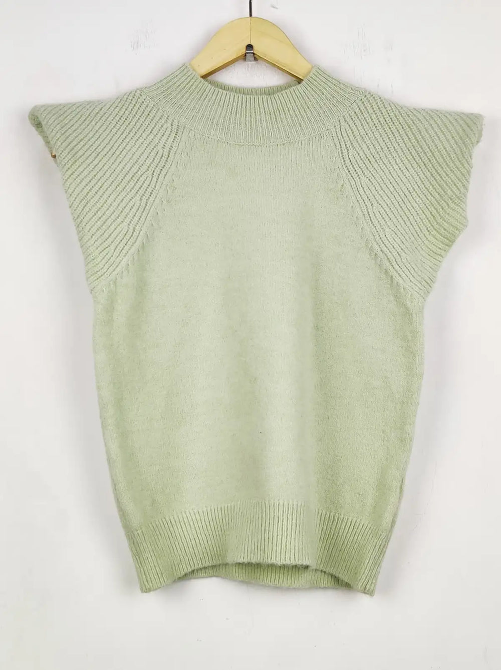 Buy online pre-used pre-loved 100% authentic & Original branded Golden Days Paris (WCT-845) available in Pakistan. Top international brands avilable.