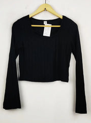 Buy online pre-used pre-loved 100% authentic & Original branded Shein (WCT-858) available in Pakistan. Top international brands avilable.