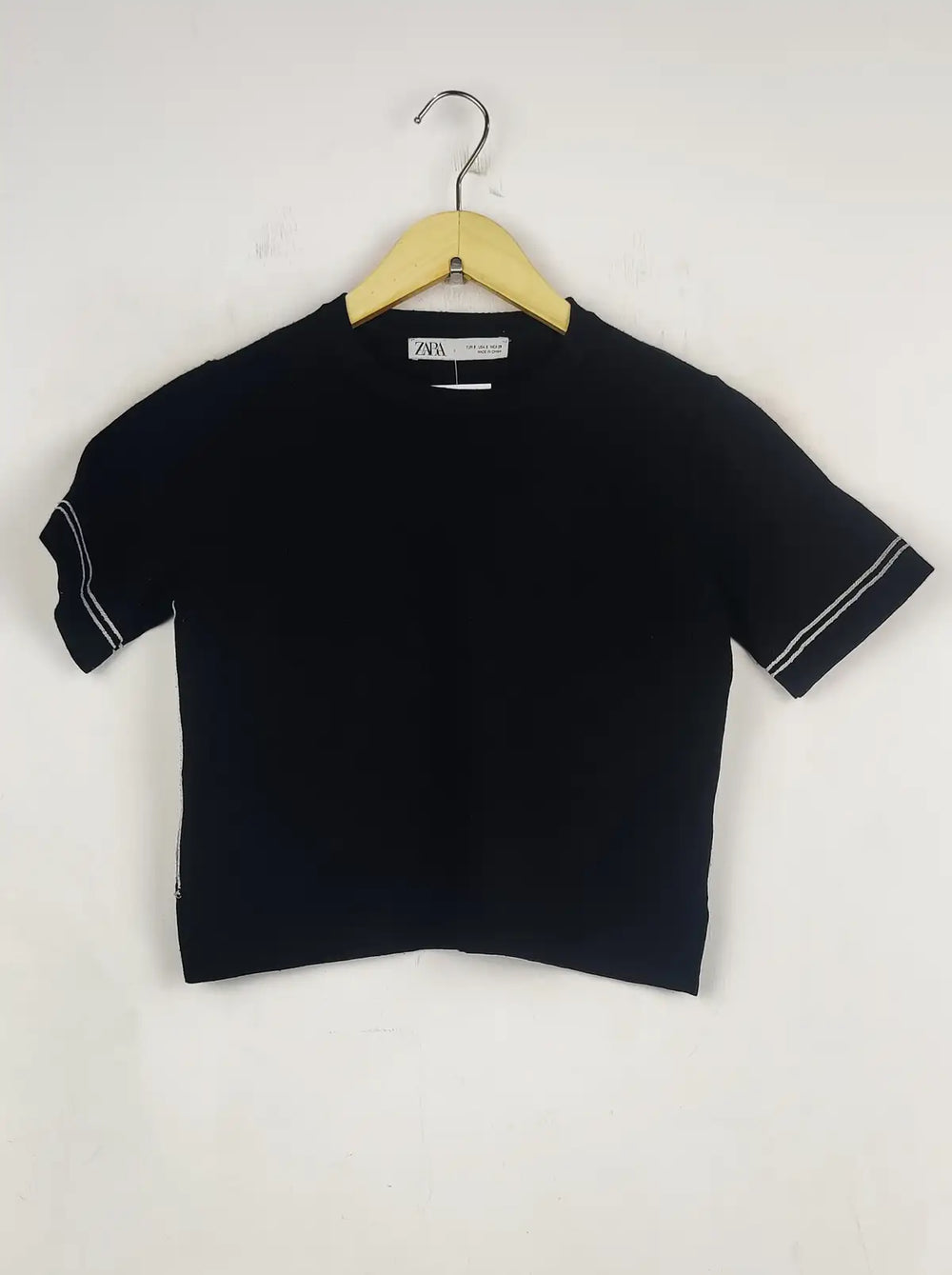 Buy online pre-used pre-loved 100% authentic & Original branded Zara (WCT-867) available in Pakistan. Top international brands avilable.