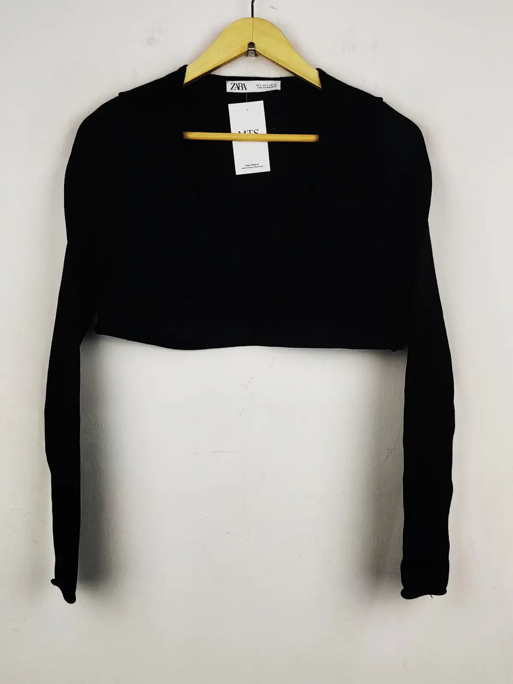 Buy online pre-used pre-loved 100% authentic & Original branded Zara (WCT-868) available in Pakistan. Top international brands avilable.