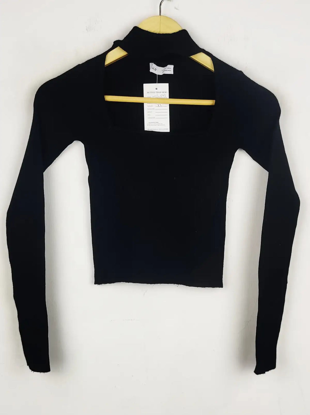 Buy online pre-used pre-loved 100% authentic & Original branded Bershka (WCT-893) available in Pakistan. Top international brands avilable.