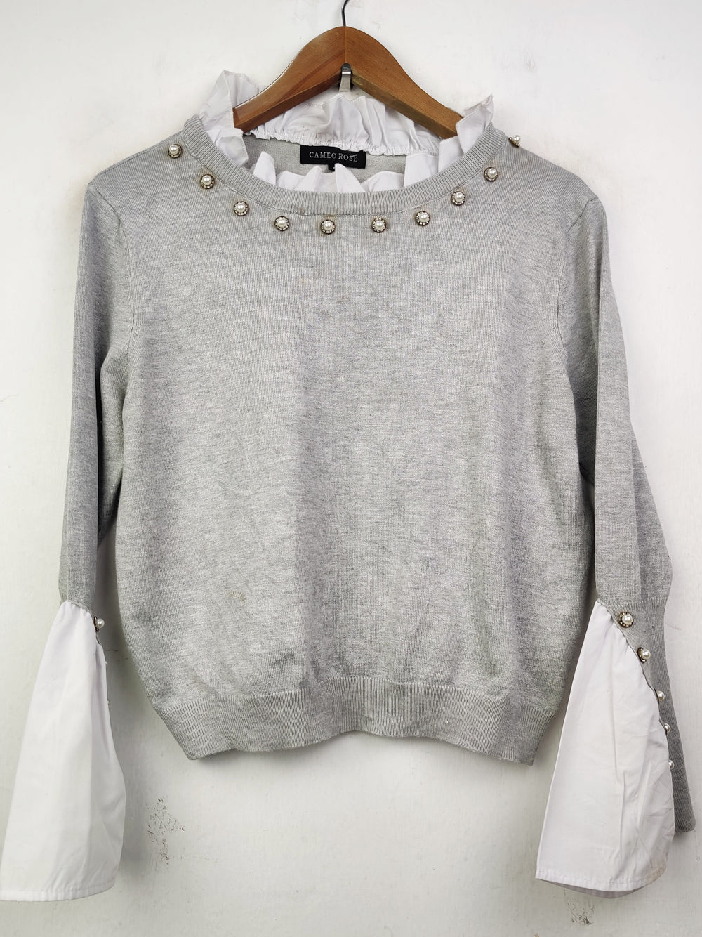 Buy online pre-used pre-loved 100% authentic & Original branded Cameo Rose (WCT-90) available in Pakistan. Top international brands avilable.