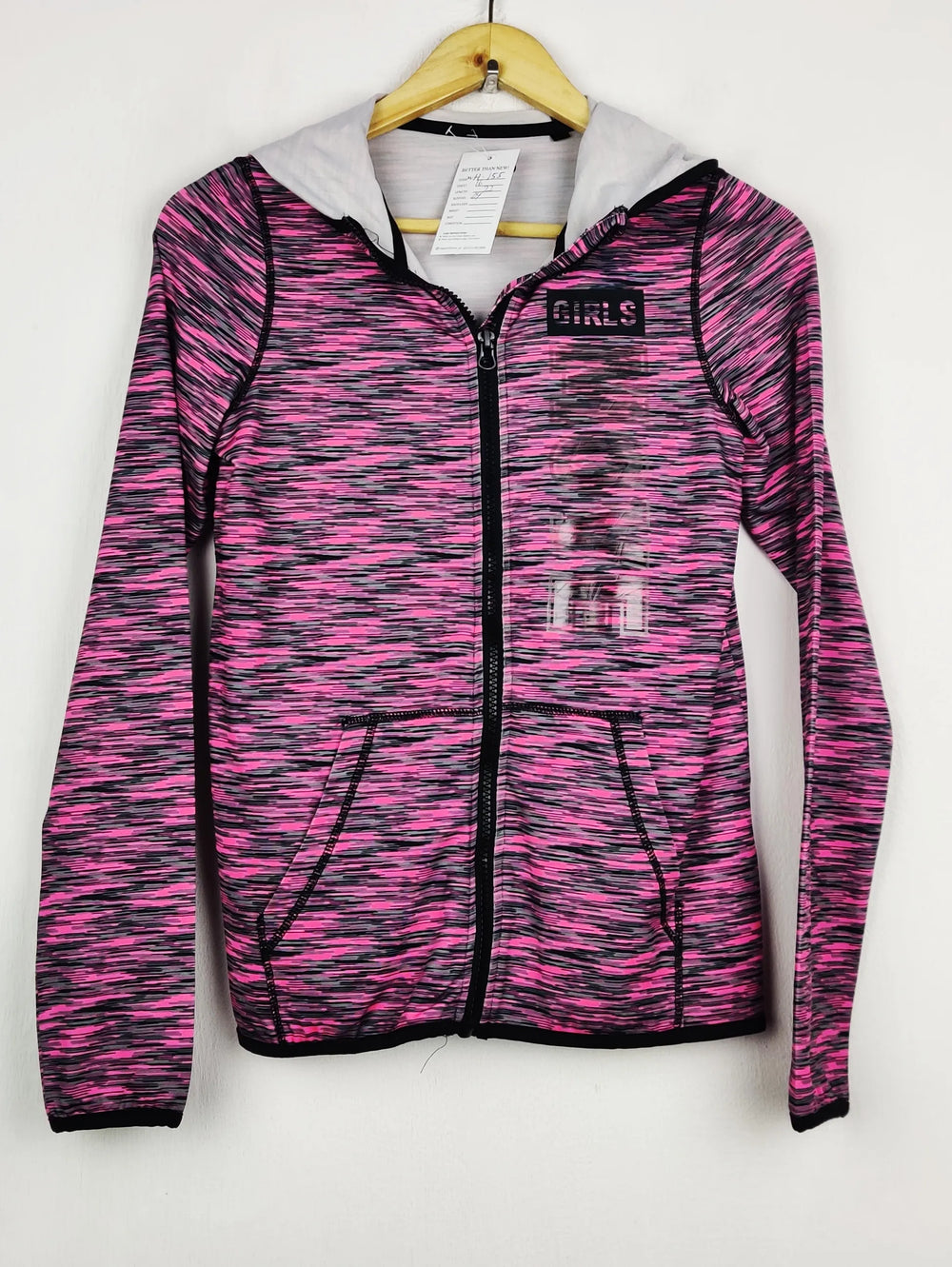 Buy online pre-used pre-loved 100% authentic & Original branded Unknown Brand (WH-155) available in Pakistan. Top international brands avilable.