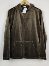 Buy online pre-used pre-loved 100% authentic & Original branded G.W. (WH-163) available in Pakistan. Top international brands avilable.