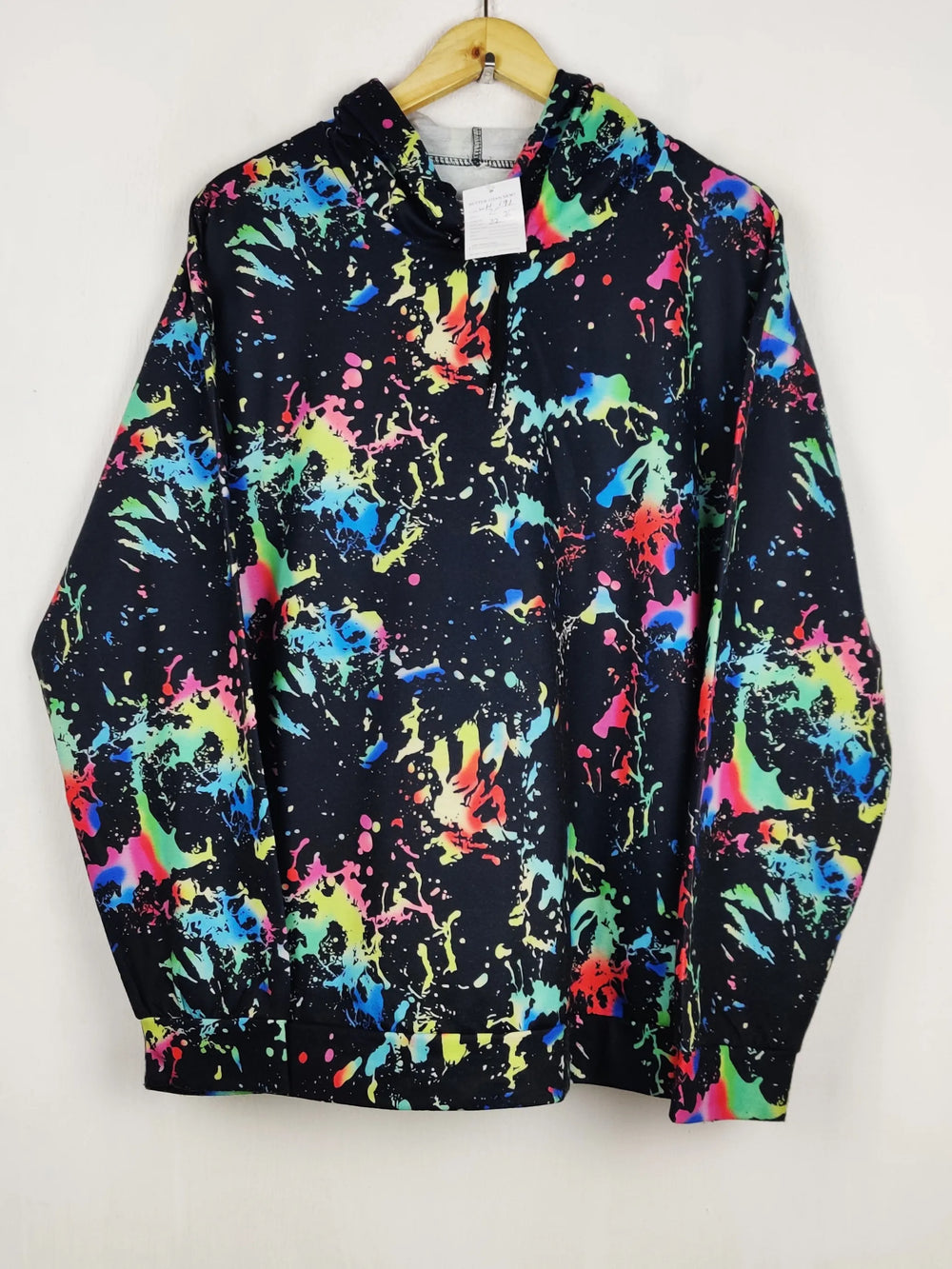 Buy online pre-used pre-loved 100% authentic & Original branded Unknown Brand (WH-191) available in Pakistan. Top international brands avilable.