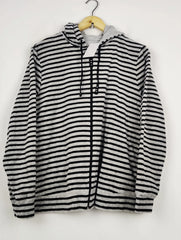 Buy online pre-used pre-loved 100% authentic & Original branded Bm (WH-217) available in Pakistan. Top international brands avilable.
