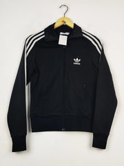 Buy online pre-used pre-loved 100% authentic & Original branded A.D.I.D.A.S (WH-241) available in Pakistan. Top international brands avilable.