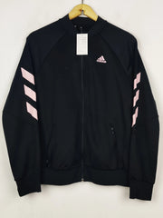 Buy online pre-used pre-loved 100% authentic & Original branded A.D.I.D.A.S (WH-252) available in Pakistan. Top international brands avilable.
