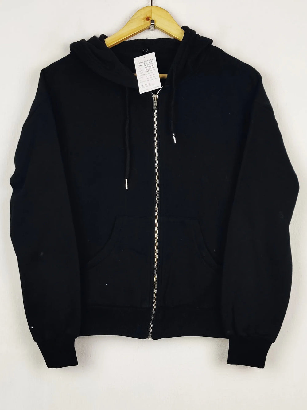 Buy online pre-used pre-loved 100% authentic & Original branded Shein (WH-261) available in Pakistan. Top international brands avilable.