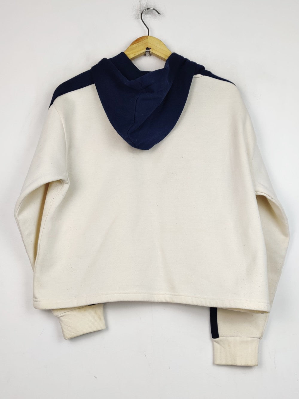 Fila (WH-440)