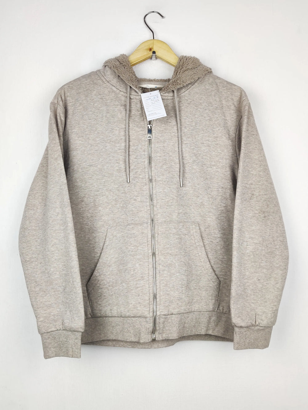 Buy online pre-used pre-loved 100% authentic & Original branded Primark (WH-59) available in Pakistan. Top international brands avilable.