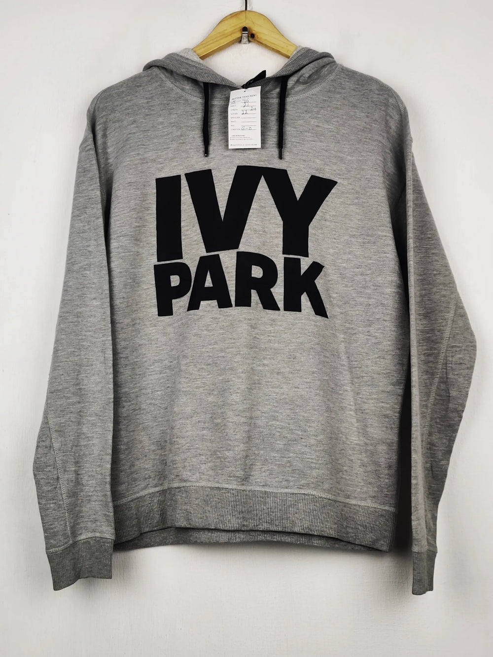 Buy online pre-used pre-loved 100% authentic & Original branded Ivy Park (WH-96) available in Pakistan. Top international brands avilable.