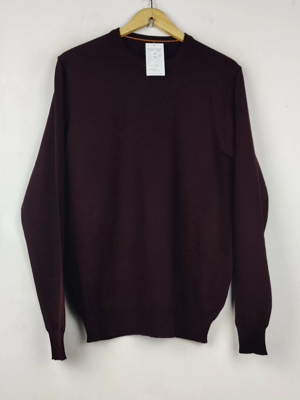 Buy online pre-used pre-loved 100% authentic & Original branded Moss (WJS-1126) available in Pakistan. Top international brands avilable.