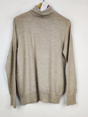 Buy online pre-used pre-loved 100% authentic & Original branded H&M (WJS-1190) available in Pakistan. Top international brands avilable.