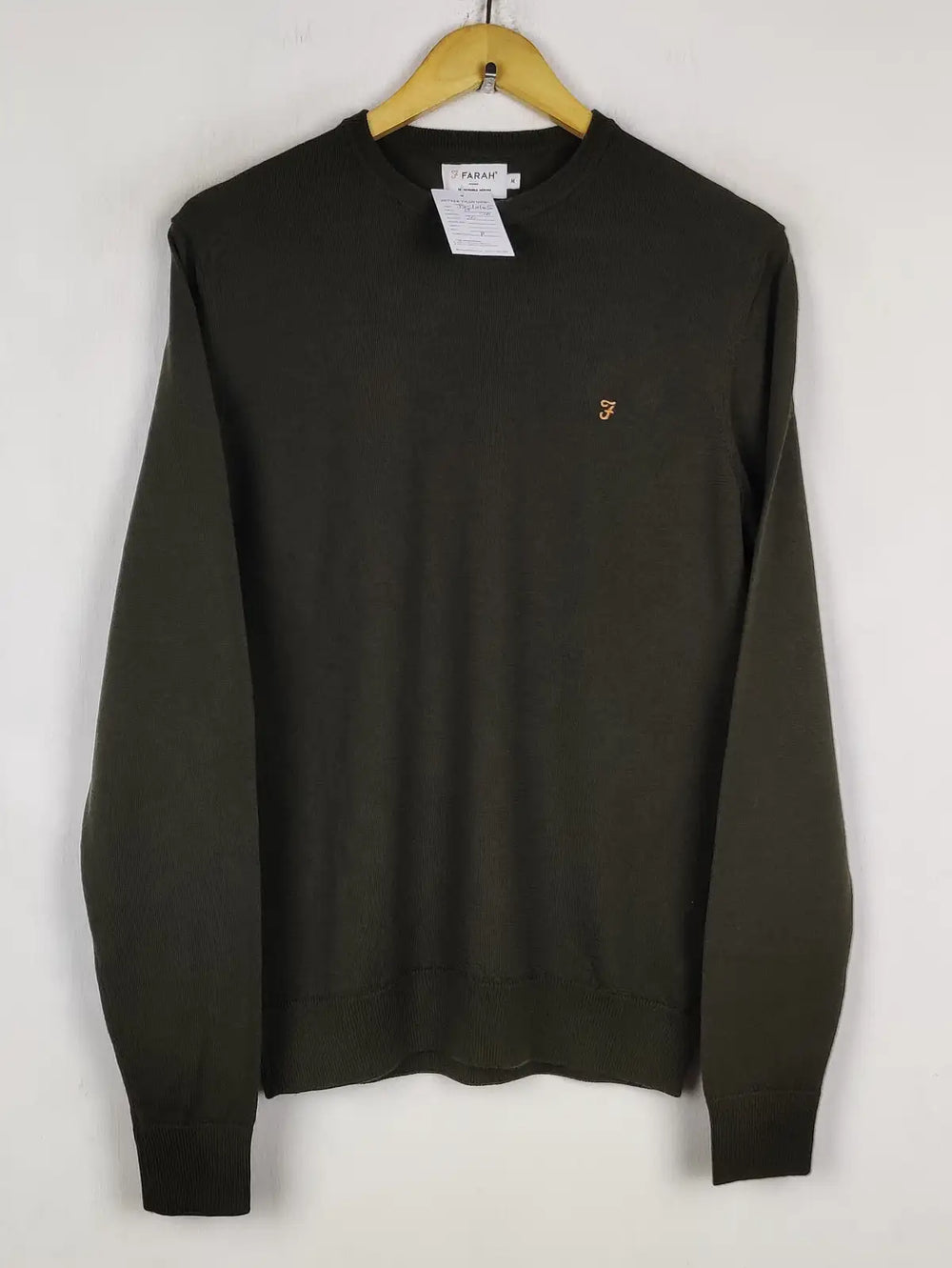 Buy online pre-used pre-loved 100% authentic & Original branded Farah (WJS-167) available in Pakistan. Top international brands avilable.