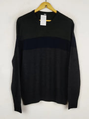 Buy online pre-used pre-loved 100% authentic & Original branded Uniqlo (WJS-175) available in Pakistan. Top international brands avilable.