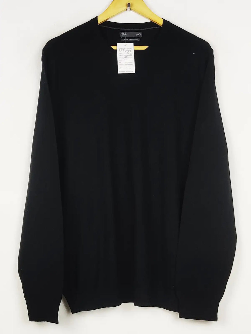 Buy online pre-used pre-loved 100% authentic & Original branded Marks & Spencer (WJS-223) available in Pakistan. Top international brands avilable.