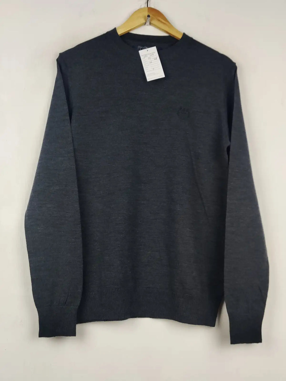 Buy online pre-used pre-loved 100% authentic & Original branded Paul Costelloe (WJS-339) available in Pakistan. Top international brands avilable.