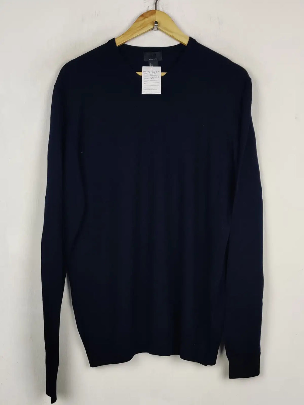 Buy online pre-used pre-loved 100% authentic & Original branded H&M (WJS-493) available in Pakistan. Top international brands avilable.