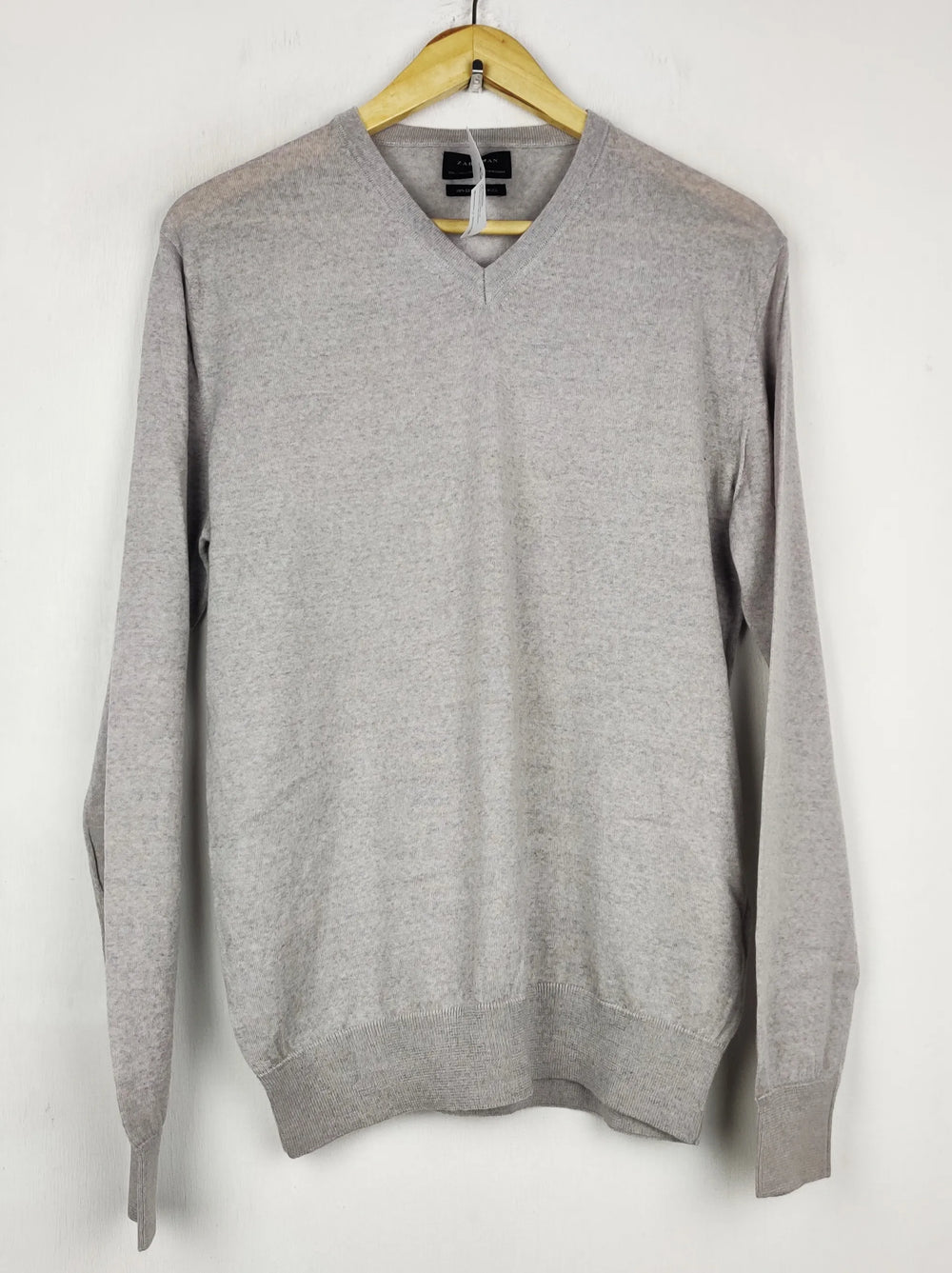 Buy online pre-used pre-loved 100% authentic & Original branded Zara (WJS-639) available in Pakistan. Top international brands avilable.