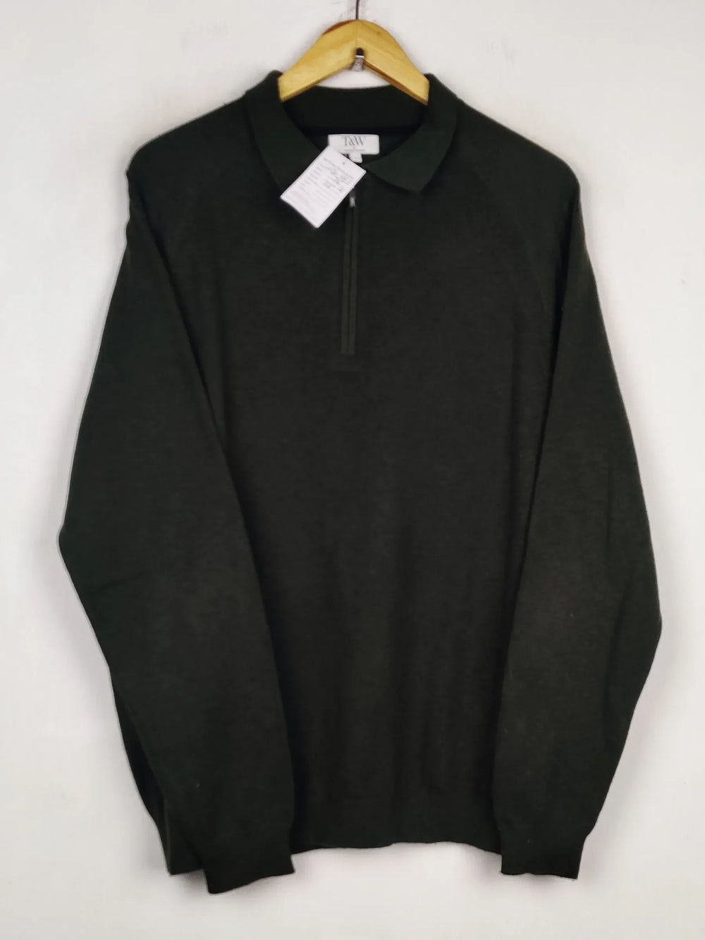 Buy online pre-used pre-loved 100% authentic & Original branded T&W (WJS-687) available in Pakistan. Top international brands avilable.