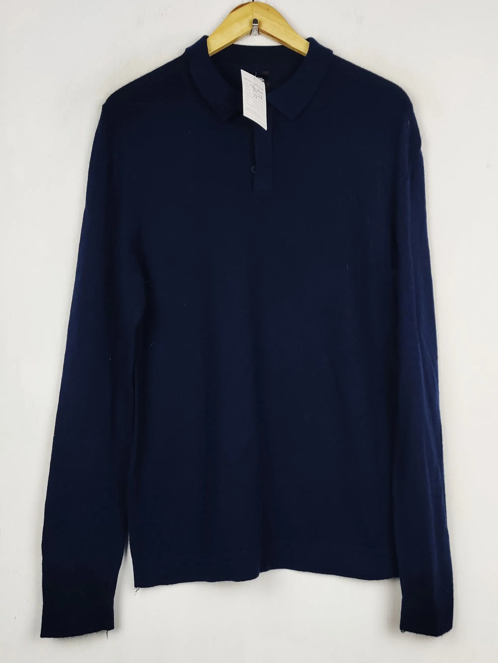 Buy online pre-used pre-loved 100% authentic & Original branded Burton (WJS-830) available in Pakistan. Top international brands avilable.