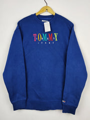 Buy online pre-used pre-loved 100% authentic & Original branded T.O.M.M.Y H.I.L.F.I.G.E.R (WMS-02) available in Pakistan. Top international brands avilable.