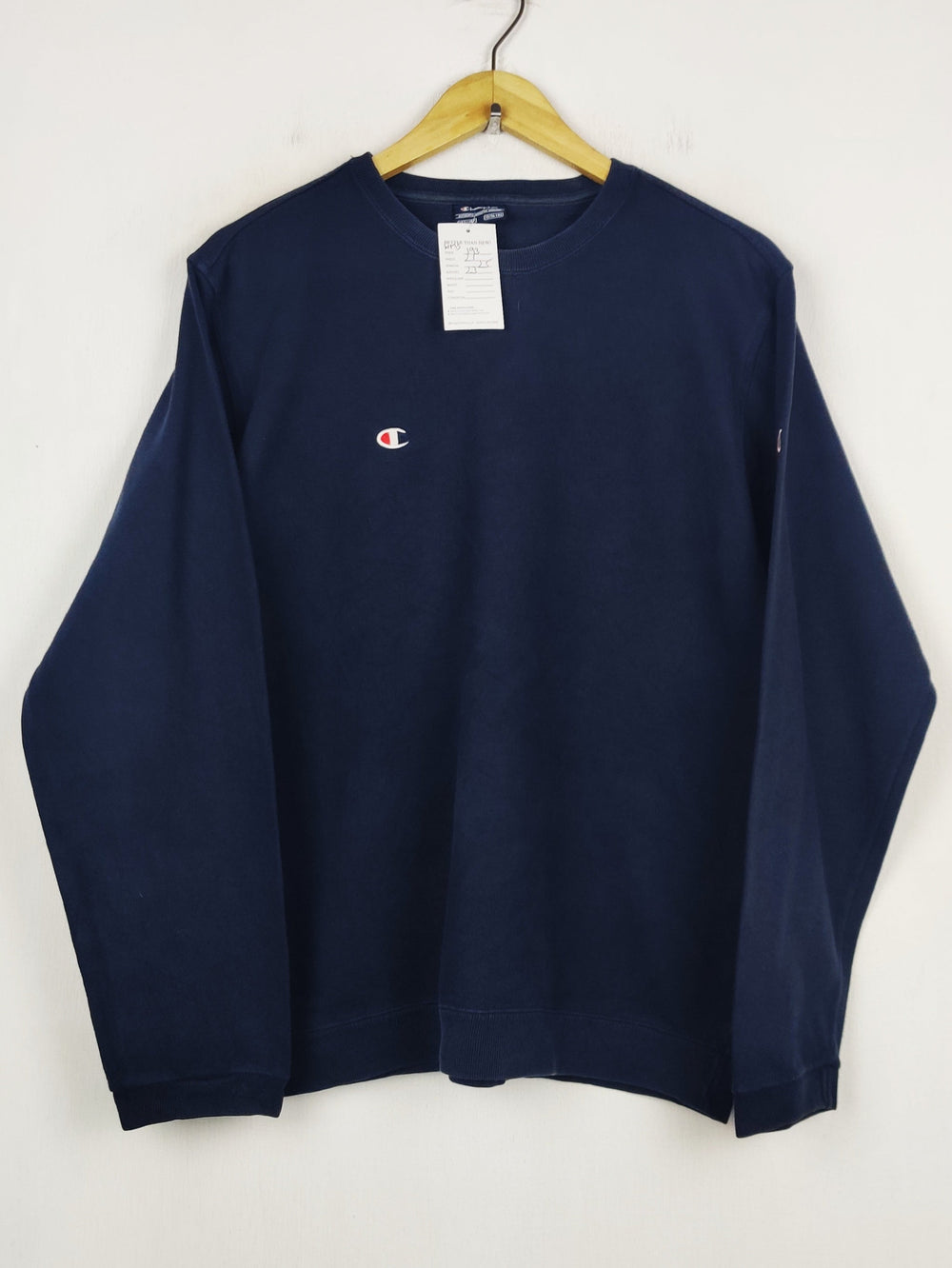 Buy online pre-used pre-loved 100% authentic & Original branded C.H.A.M.P.I.O.N (WMS-193) available in Pakistan. Top international brands avilable.