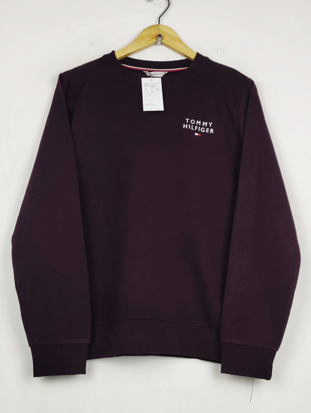 Buy online pre-used pre-loved 100% authentic & Original branded T.O.M.M.Y. H.I.L.F.I.G.E.R (WMS-252) available in Pakistan. Top international brands avilable.
