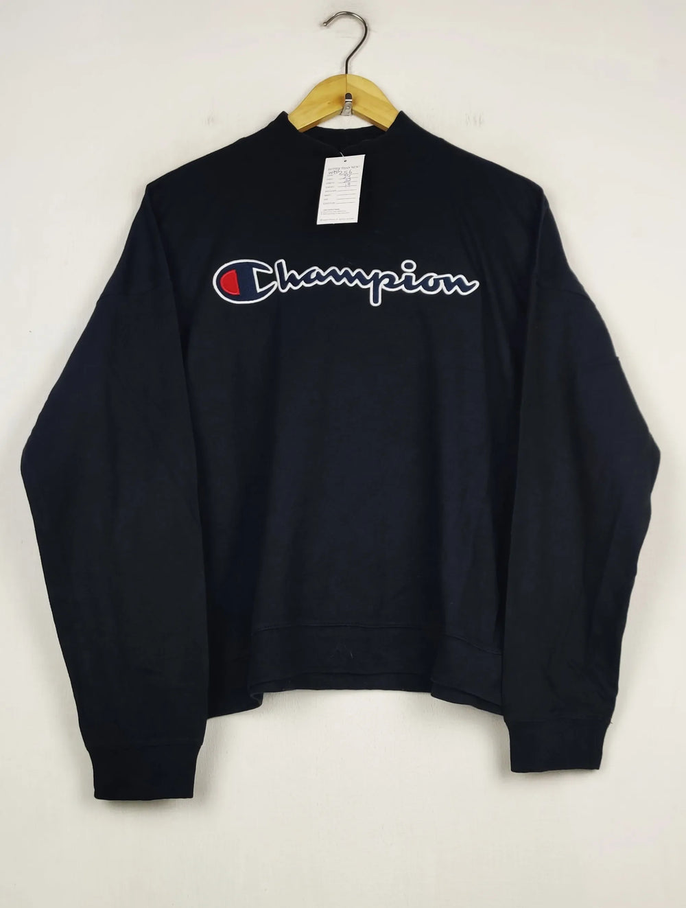 Buy online pre-used pre-loved 100% authentic & Original branded C.H.A.M.P.I.O.N (WMS-256) available in Pakistan. Top international brands avilable.