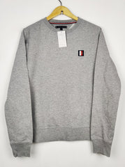Buy online pre-used pre-loved 100% authentic & Original branded T.O.M.M.Y. H.I.L.F.I.G.E.R (WMS-31) available in Pakistan. Top international brands avilable.