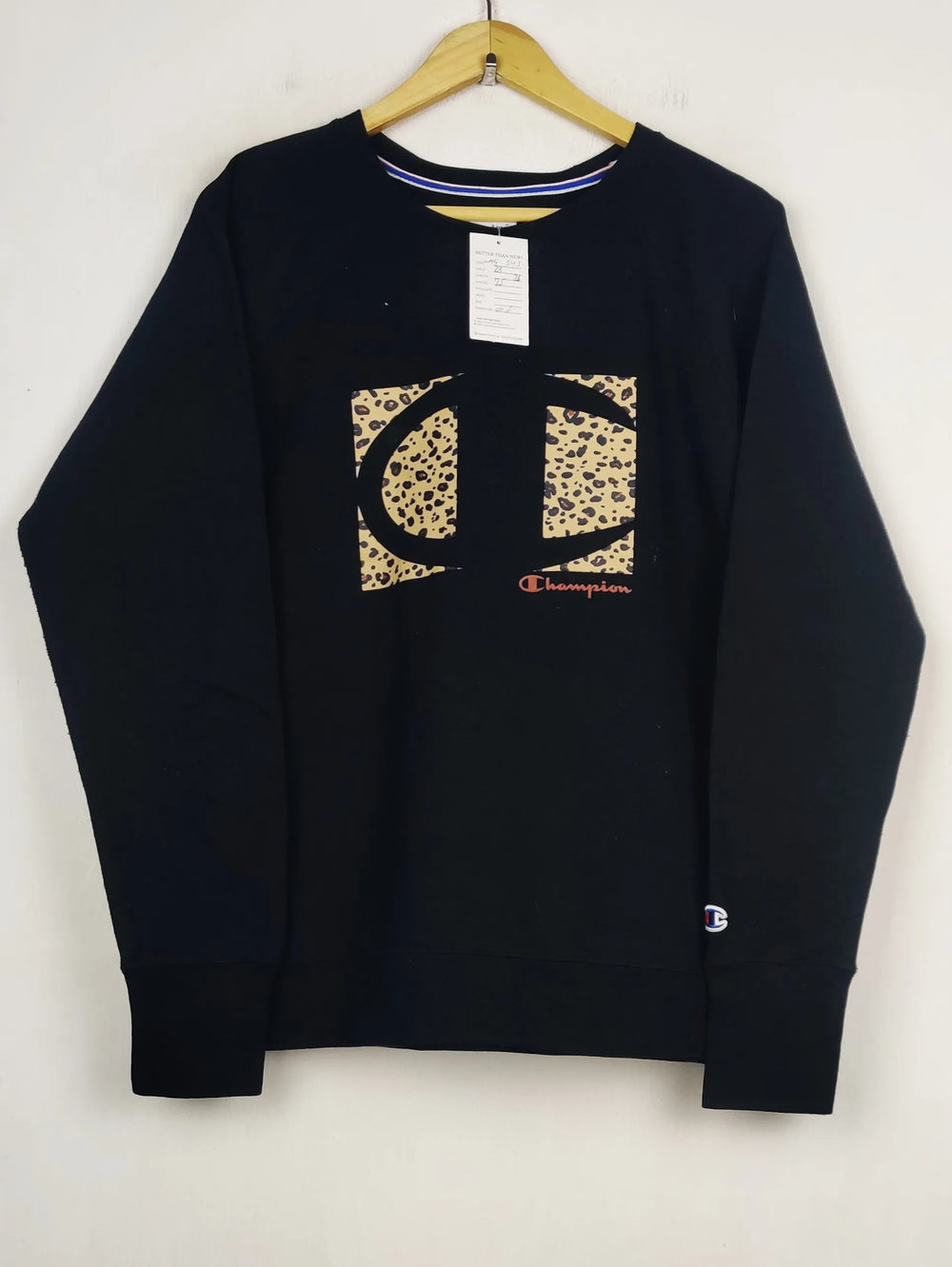 Buy online pre-used pre-loved 100% authentic & Original branded C.H.A.M.P.I.O.N (WMS-343) available in Pakistan. Top international brands avilable.