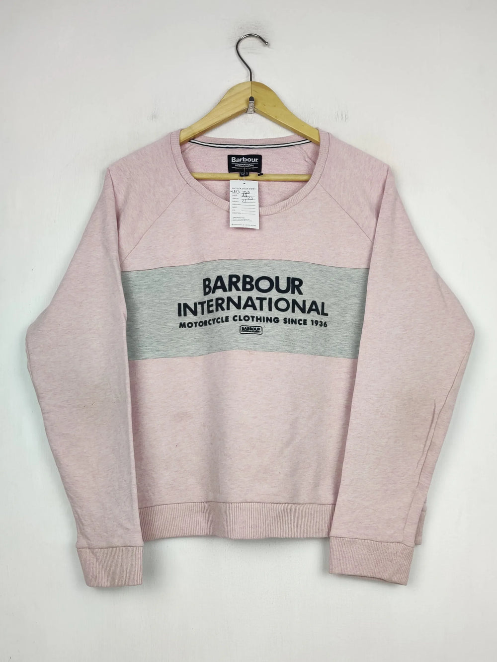 Buy online pre-used pre-loved 100% authentic & Original branded B.A.R.B.O.U.R (WMS-355) available in Pakistan. Top international brands avilable.
