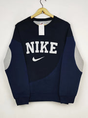Buy online pre-used pre-loved 100% authentic & Original branded N.I.K.E (WMS-551) available in Pakistan. Top international brands avilable.