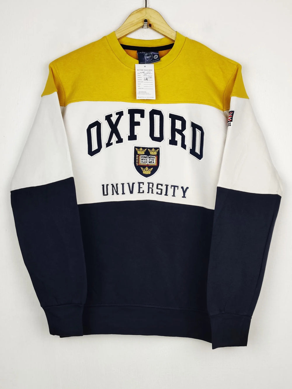 Buy online pre-used pre-loved 100% authentic & Original branded Oxford (WMS-611) available in Pakistan. Top international brands avilable.